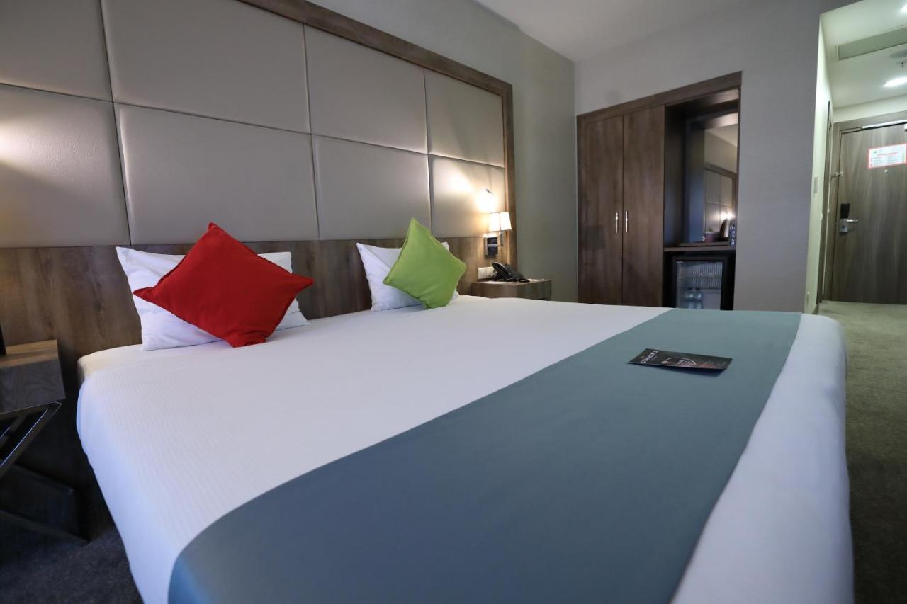 Hotel Ibis Styles Istanbul Bomonti Exterior foto