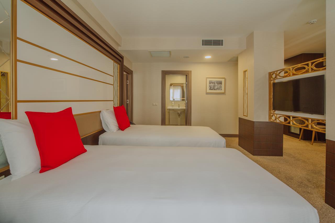 Hotel Ibis Styles Istanbul Bomonti Exterior foto
