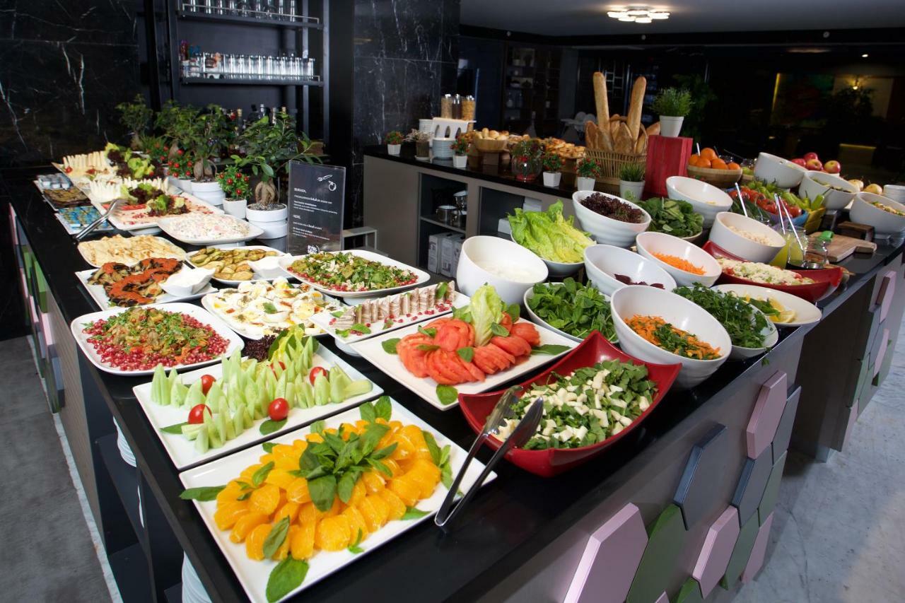 Hotel Ibis Styles Istanbul Bomonti Exterior foto