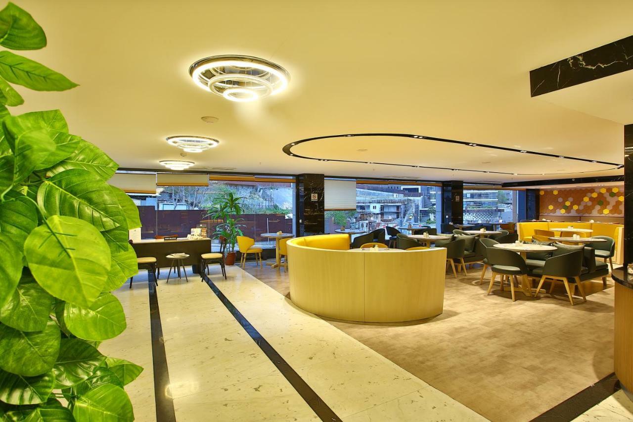 Hotel Ibis Styles Istanbul Bomonti Exterior foto