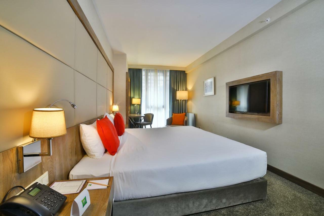 Hotel Ibis Styles Istanbul Bomonti Exterior foto